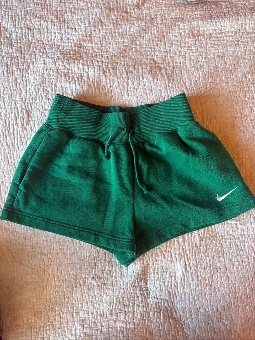 Nike Women's Green Athletic Pull-On Shorts